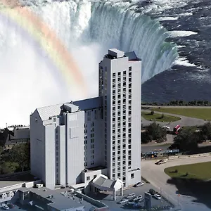 The Oakes Overlooking The Falls Hotel Niagarawatervallen