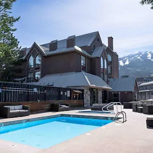 Hotel Adara